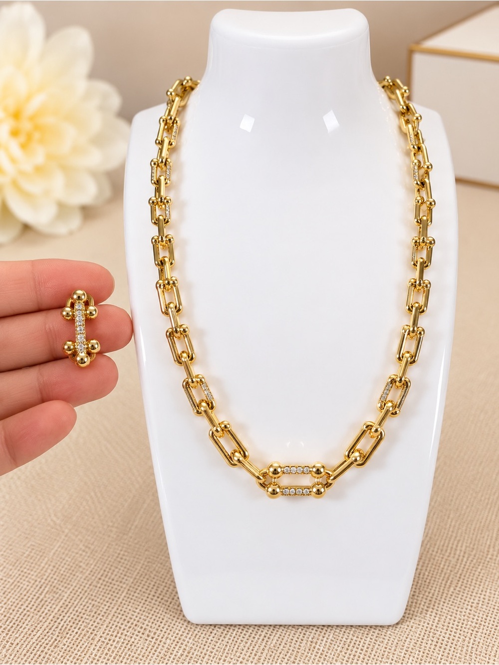 14 k Gold Link Chain Necklace with Pavé Connector - Women's Jewelry